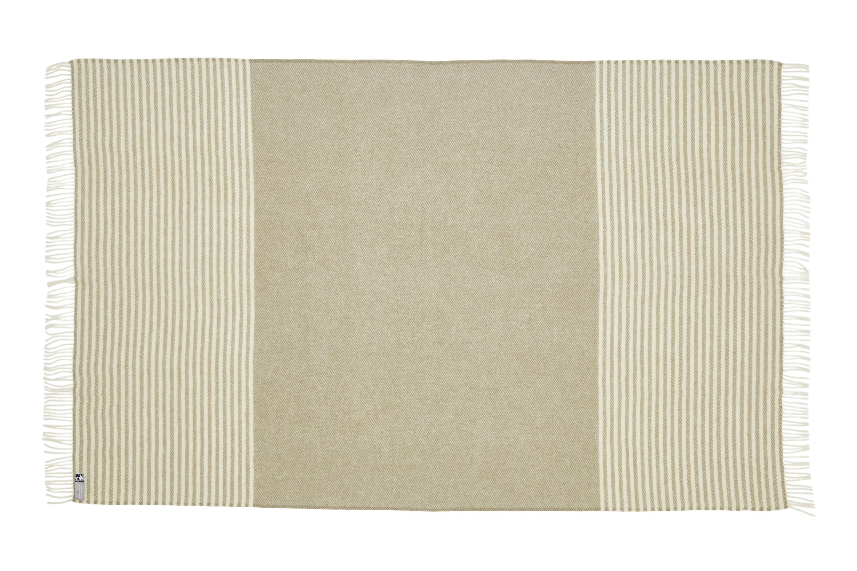 Silkeborg Uldspinderi ApS Bogø 140x240 cm Throw 00188 Light Green (00871)