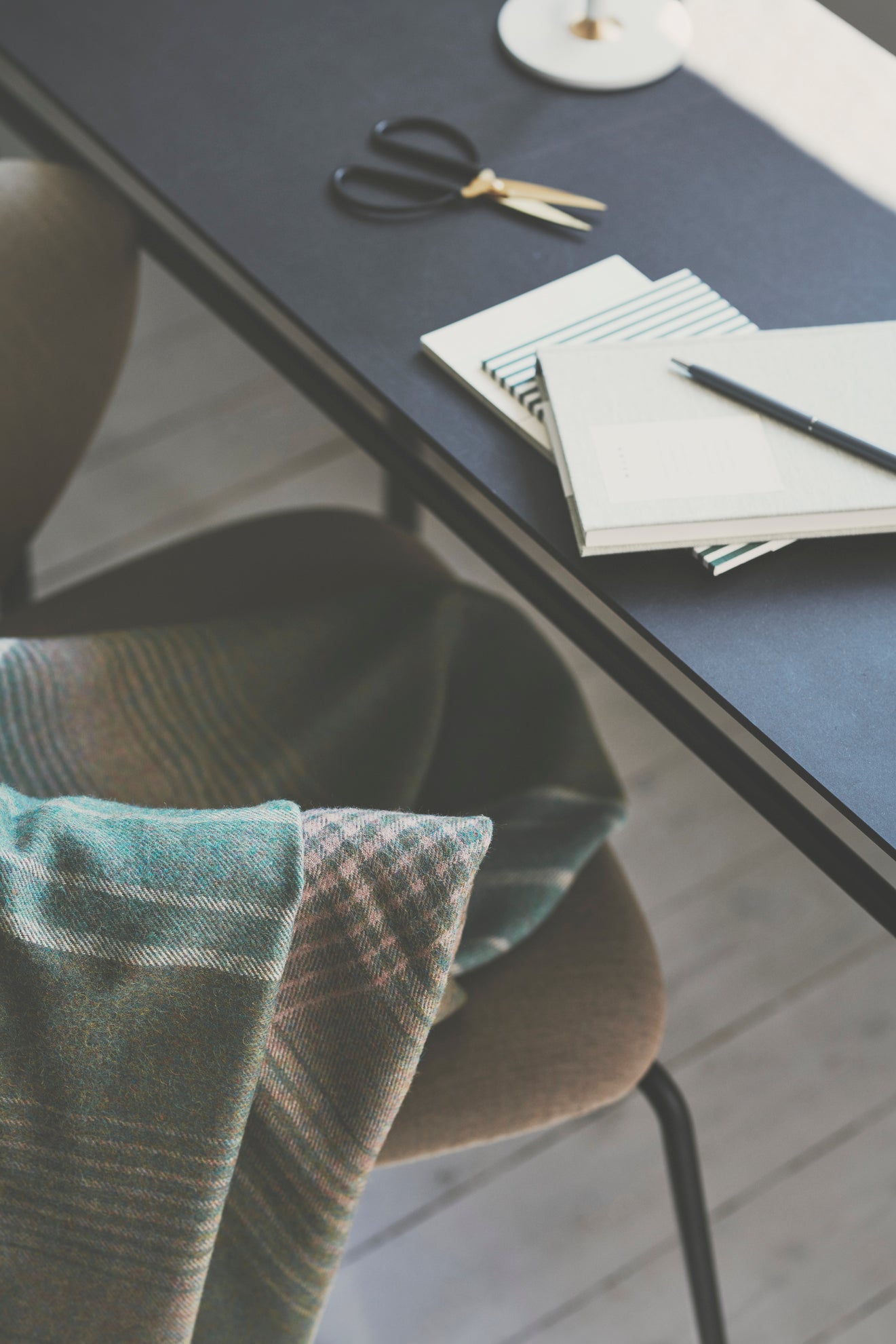 Silkeborg Uldspinderi ApS Bogota 130x200 cm Throw 5314 Green Moss & Rose (05314)