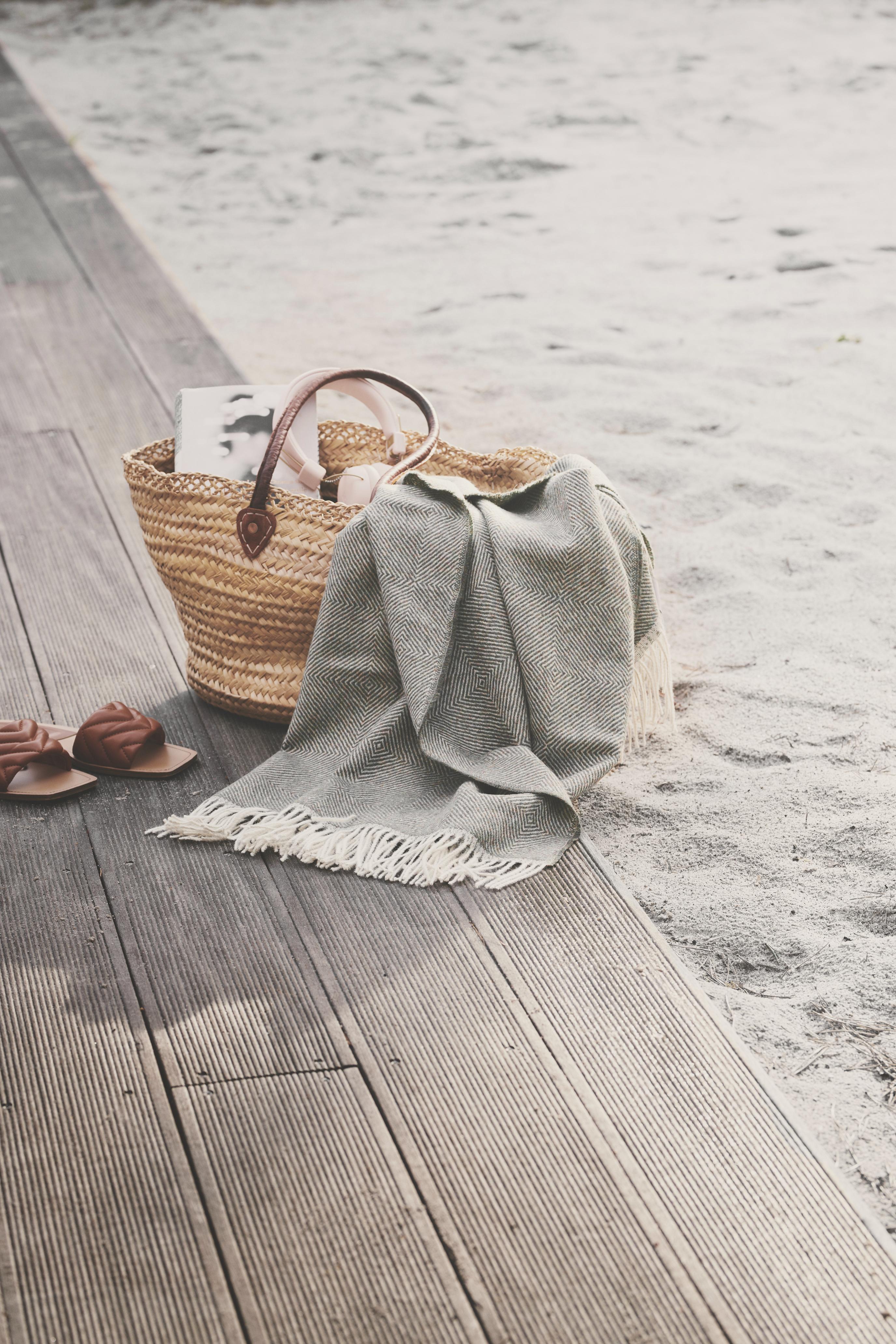 Silkeborg Uldspinderi ApS La Paz 130x200 cm Throw 05109 Dark Grey (00402)