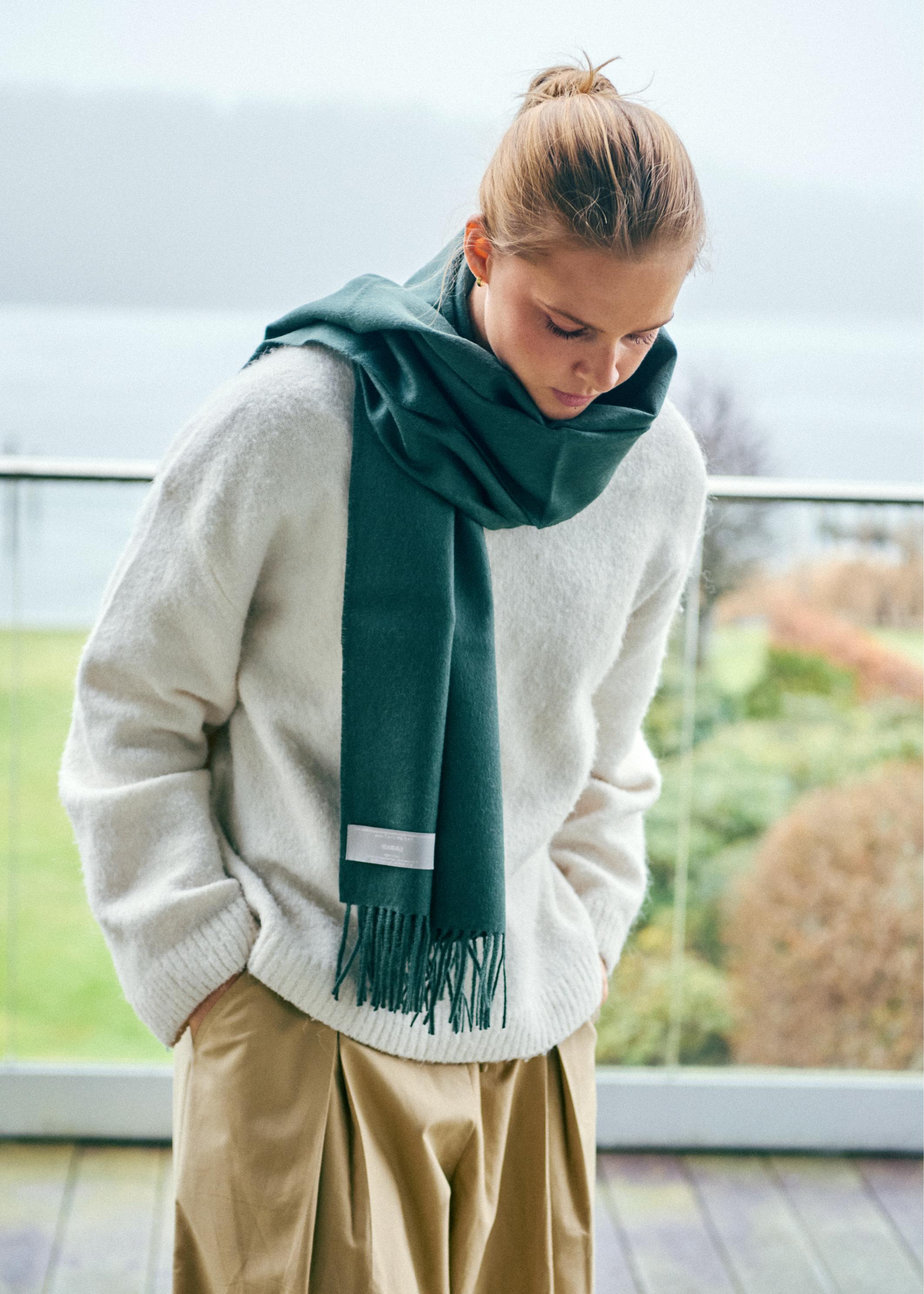 Silkeborg Uldspinderi ApS Lima 60x200 cm Scarf 06827 Pine (16827)