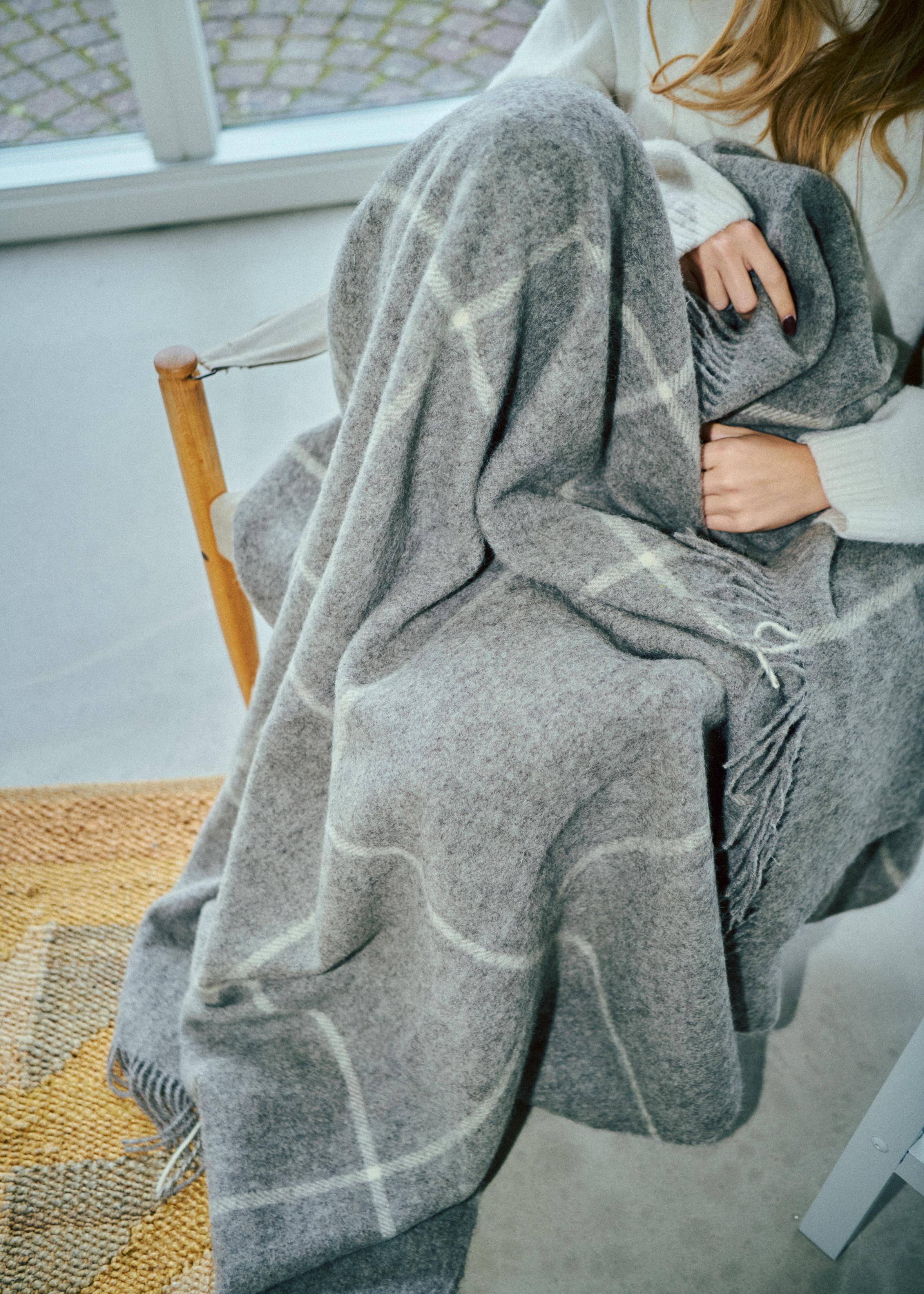 Silkeborg Uldspinderi ApS MandΓΈ 140x240 cm Throw 00155 Nordic Grey