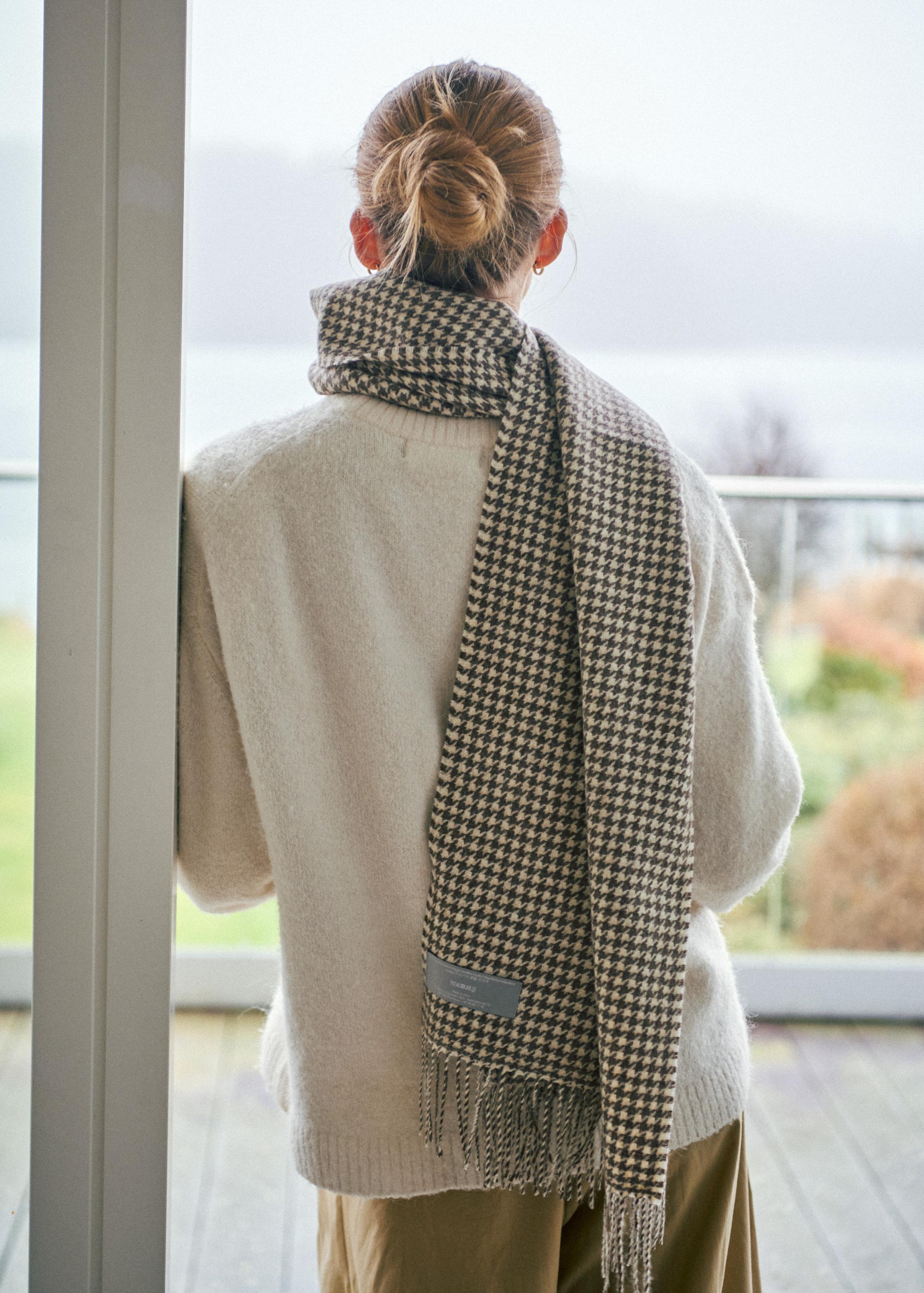 Silkeborg Uldspinderi ApS Nazca 60x200 cm Scarf 05255 Blend Brown