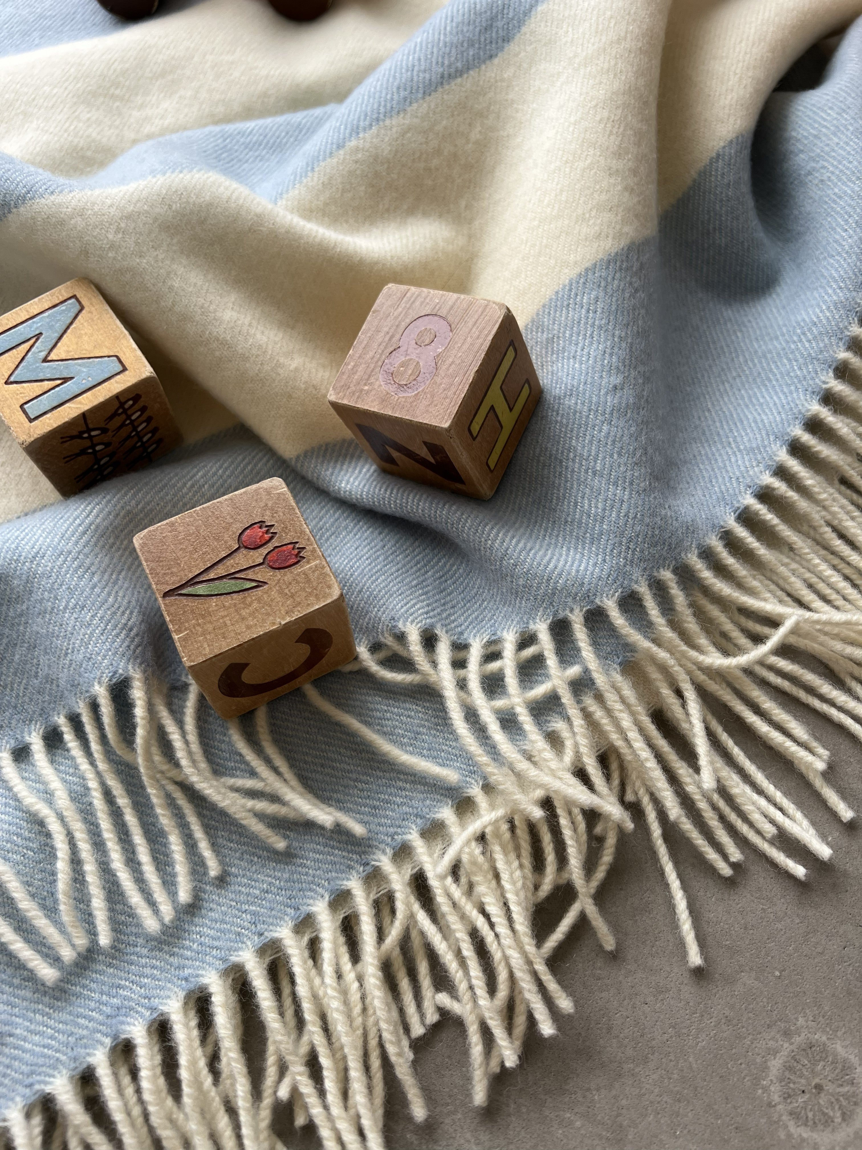 Silkeborg Uldspinderi ApS The Sweater Junior 70x140 cm Throw 05324 Blue