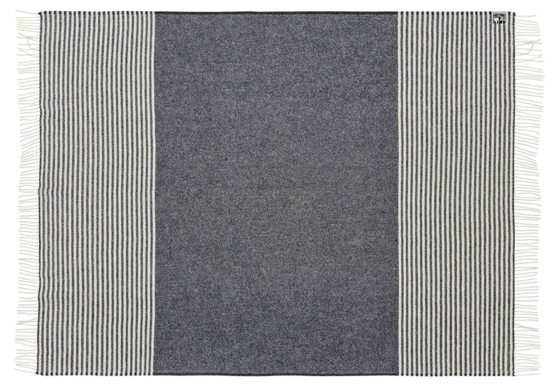 Silkeborg Uldspinderi ApS Bogø 140x240 cm Throw 00183 Sailor Blue