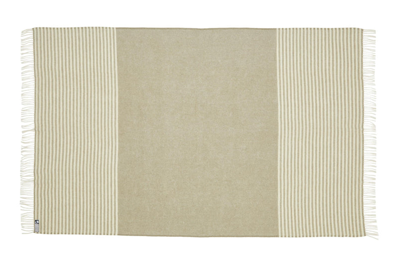 Silkeborg Uldspinderi ApS Bogø 140x240 cm Throw 00188 Light Green (00871)