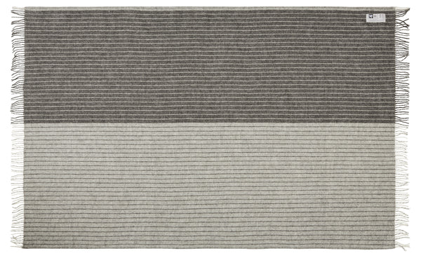 Silkeborg Uldspinderi ApS Bornholm 130x200 cm Throw 0138 Dark Nordic Grey