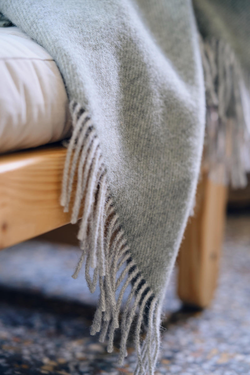 Silkeborg Uldspinderi ApS Drejø 140x240 cm Throw 05202 Sage