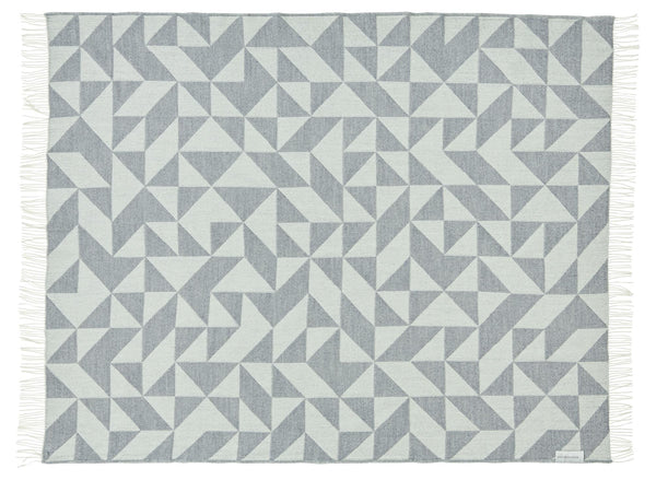 Silkeborg Uldspinderi ApS Twist a Twill 130x190 cm Throw 01095 Light Grey