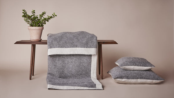 Silkeborg Uldspinderi ApS Gotland Cushion 40x40 cm Cushion 0116 Dark Nordic Grey